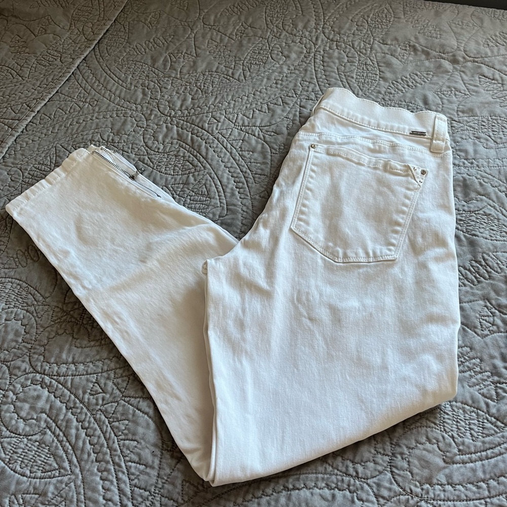 White House Black Market white pants
